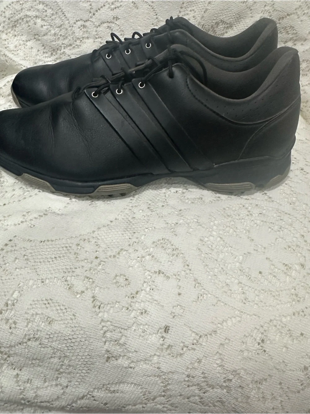 Adidas Men's Black Lace-Up golf Shoes - Classic spikes size 11